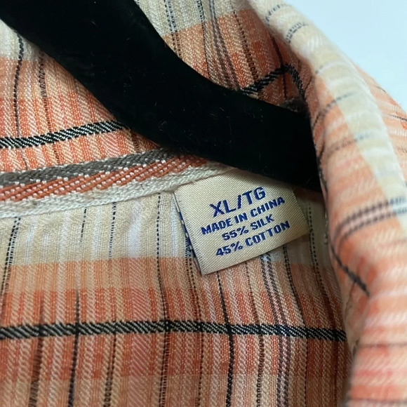 Tommy Bahama Original Fit Silk Men's Button Down Shirt Size XL - Picture 3 of 8